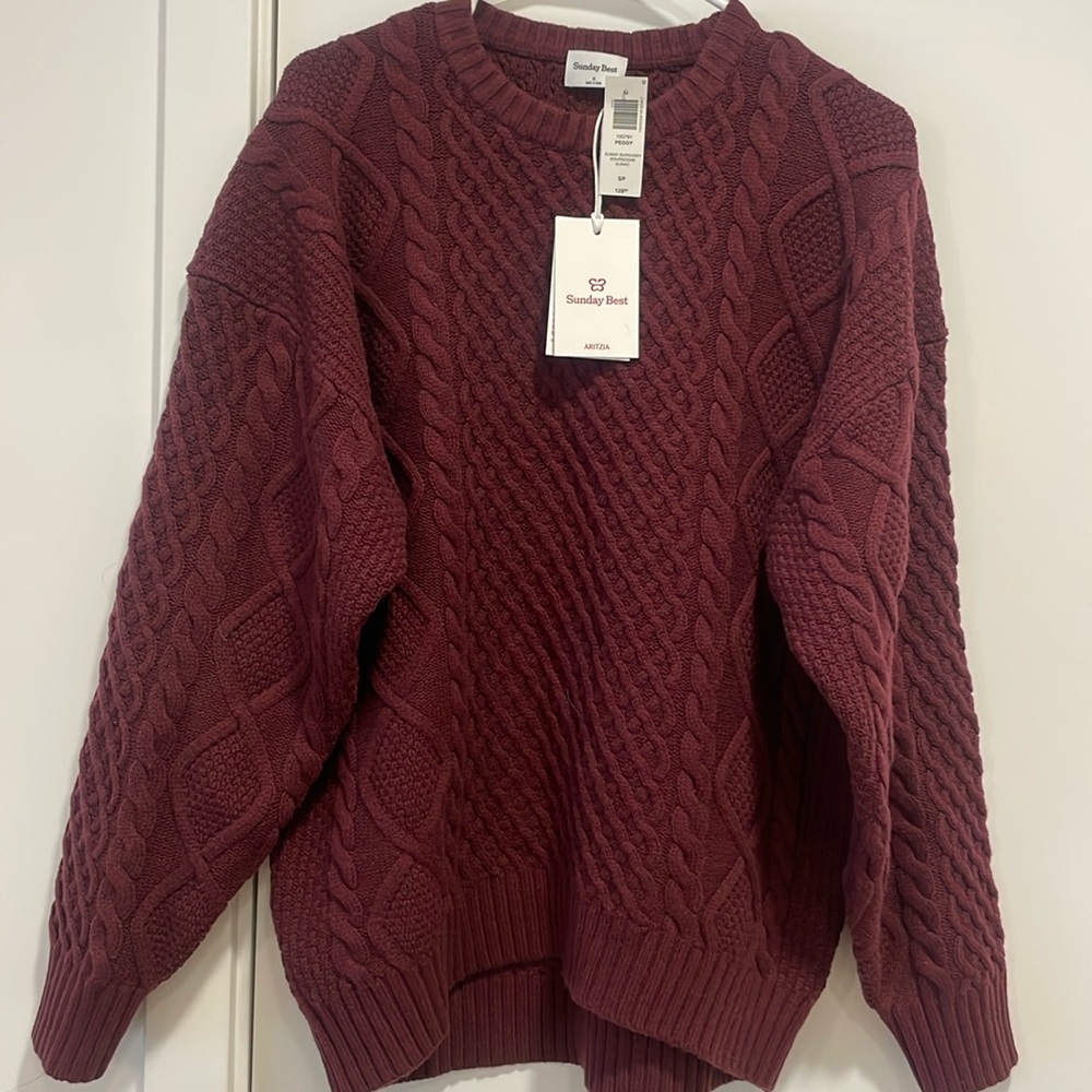 Aritzia Sunday Best Peggy Sweater, size small